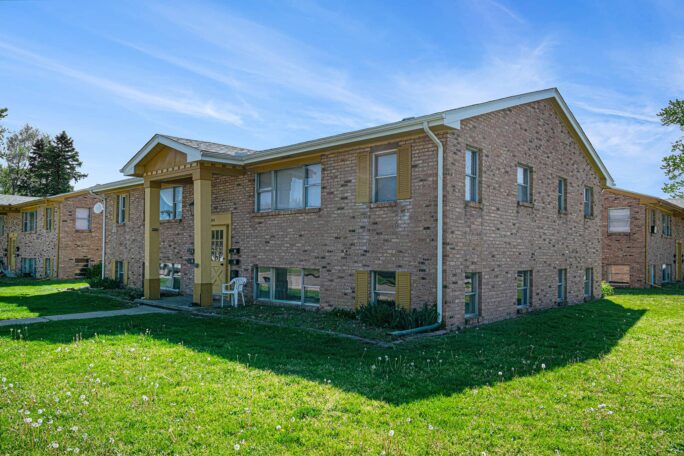 Gallery Image (2 of 15)